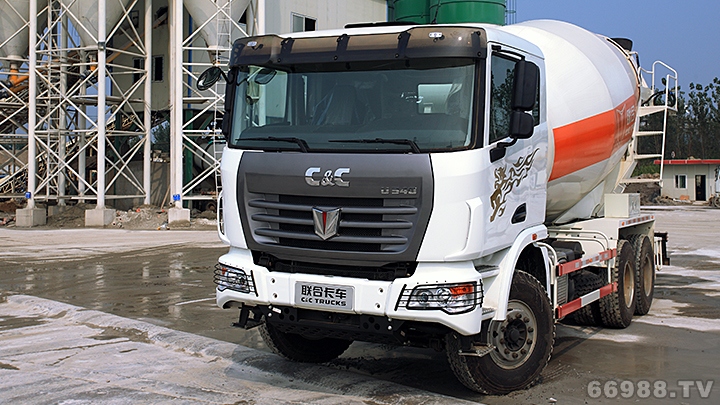 U平臺(tái)6×4攪拌車（柴油版）